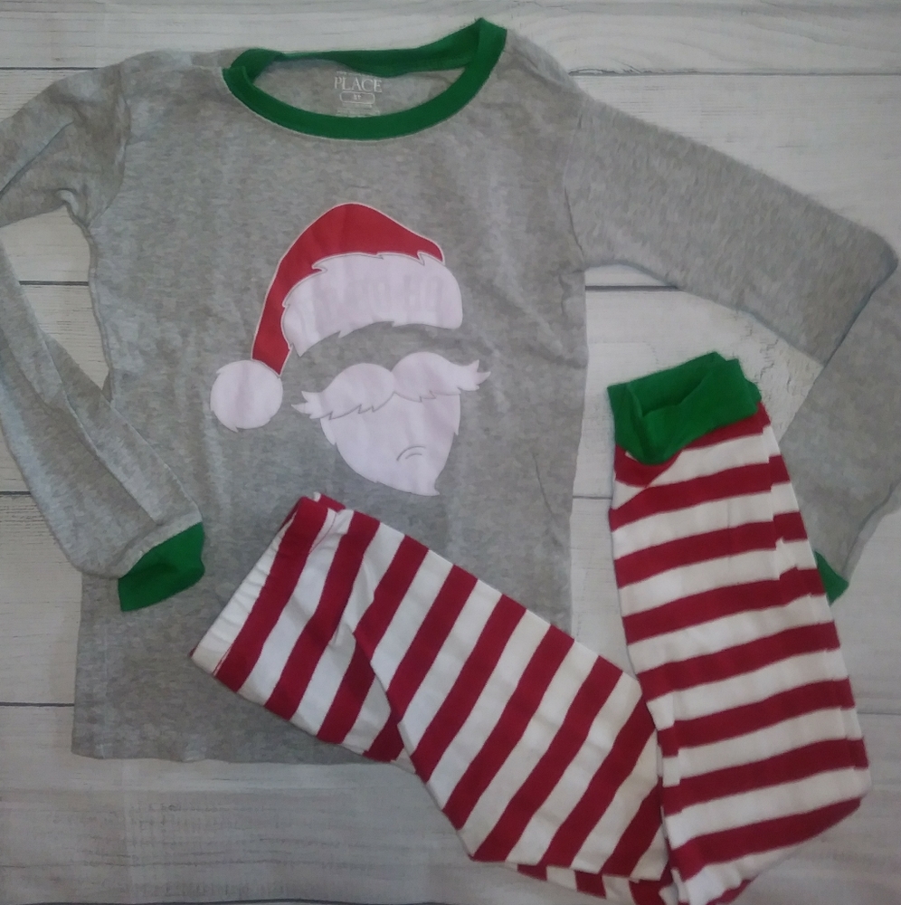 Glow In The Dark Santa Pajamas size 5T